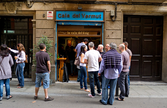Best bars and drinks in Barcelona by Pickapictour